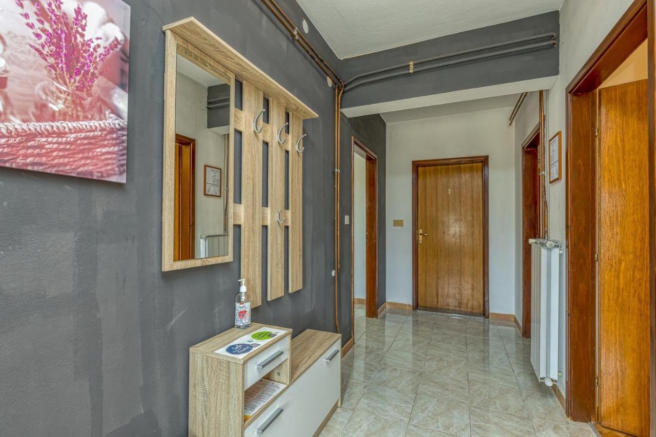 Emanuela With Private Pool Apartment Loborika ภายนอก รูปภาพ